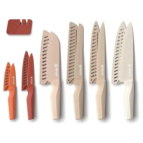 13-Piece Knife Set With Sharpener & Blade Guards 1