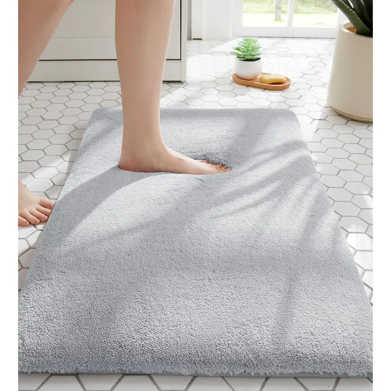 17" X 24" Non-Slip Quick Dry Faux Fur Memory Foam Bath Mat 1