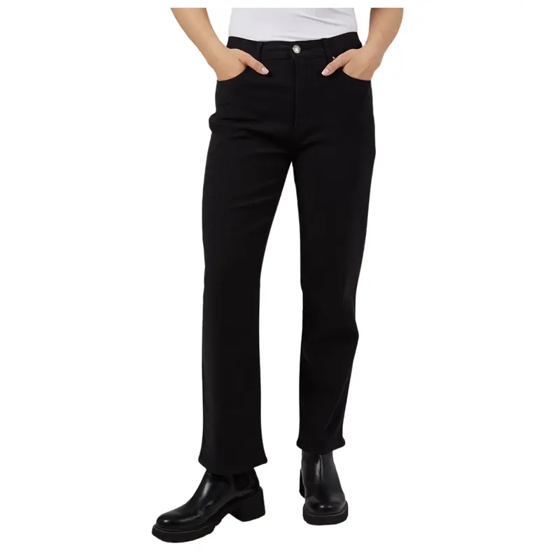 32 Degrees Women's Stretch Comfort Relaxed Jean 1