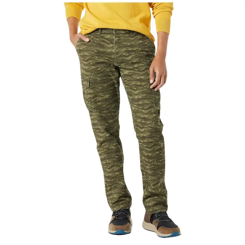 Amazon Essentials Men's Straight-Fit Stretch Cargo Pant 1