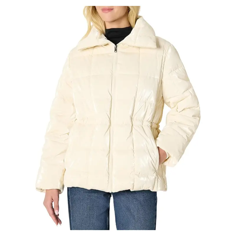 Amazon Essentials Women's Oversized-Fit Square Quilted Puffer Jacket 1