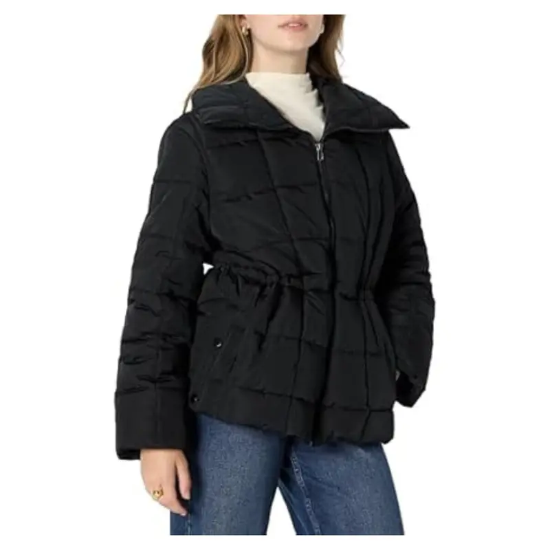 Amazon Essentials Women's Square Quilted Puffer Jacket 1