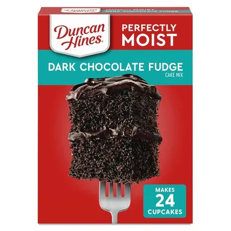 Duncan Hines Classic Cake Mix, Dark Chocolate Fudge 1