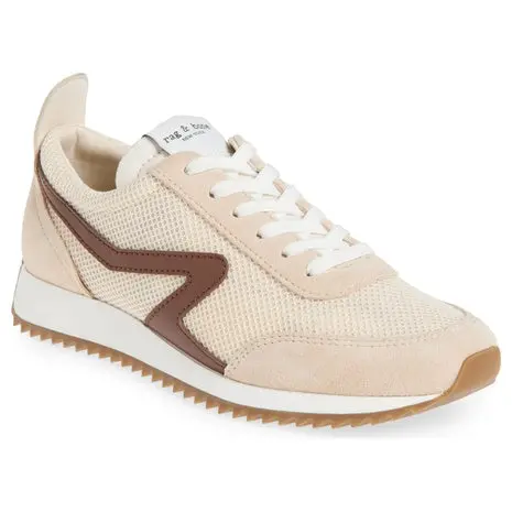 Retro Runner Sneaker 1